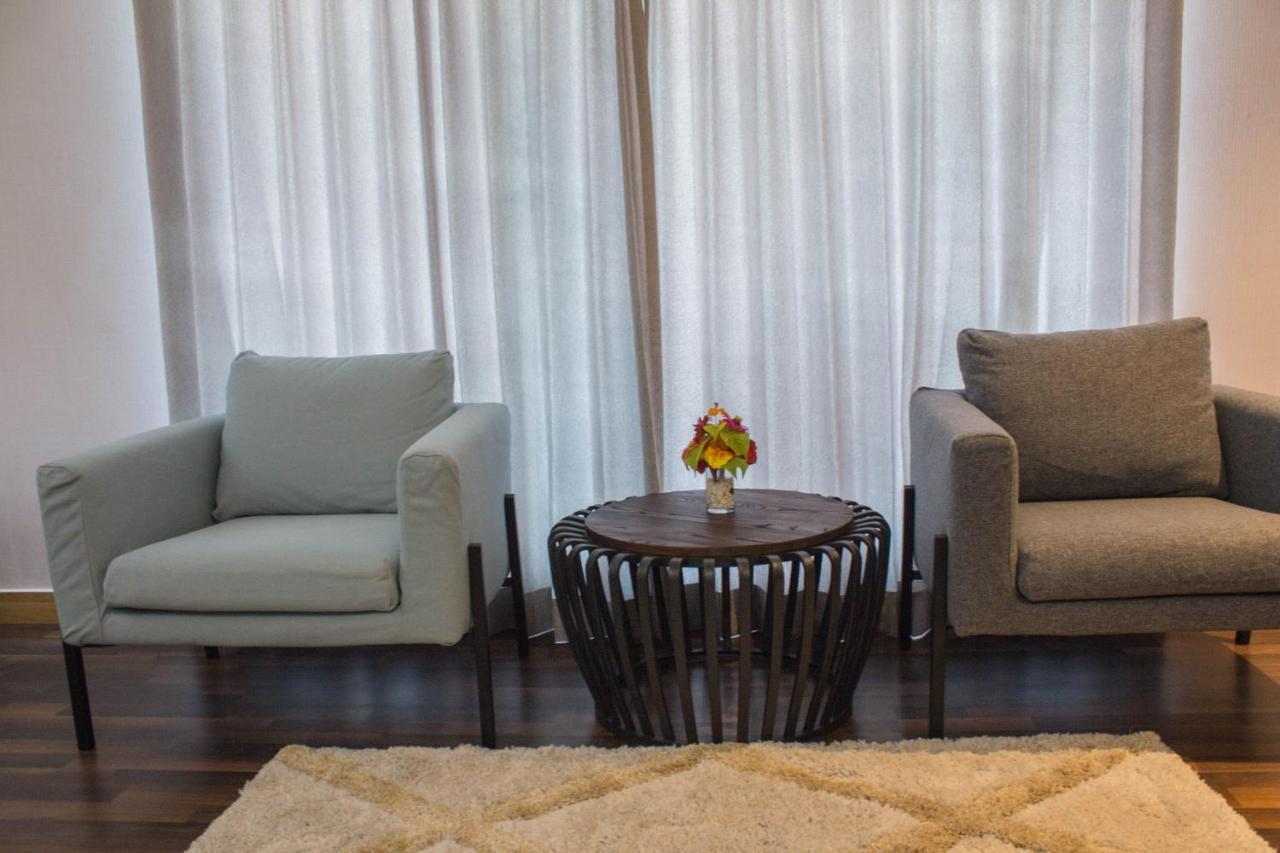 Hotel Suni Sentani - Managed By East Season Jayapura Zewnętrze zdjęcie